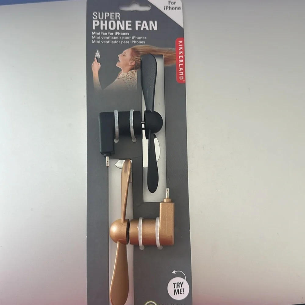 2-pack fans for iPhones. Never used, with original packaging.